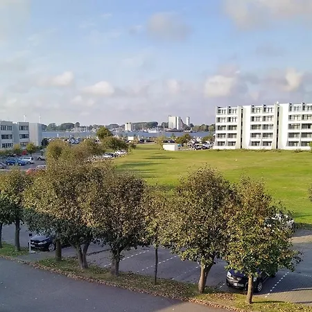 Apartment Burgtiefe Suedstrand 