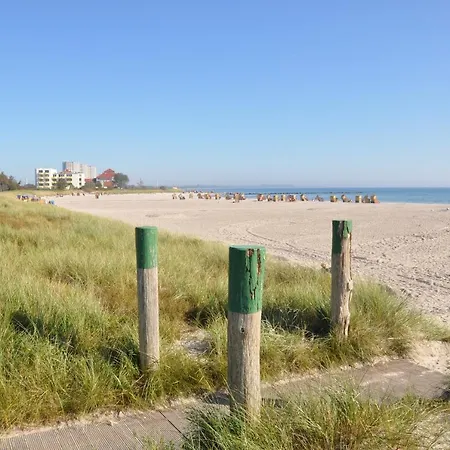 Apartment Burgtiefe Suedstrand 